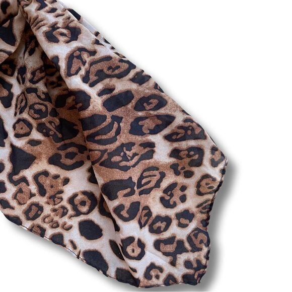 Wild Fable Brown Leopard Scrunchie Scarf NWT - Picture 3 of 5